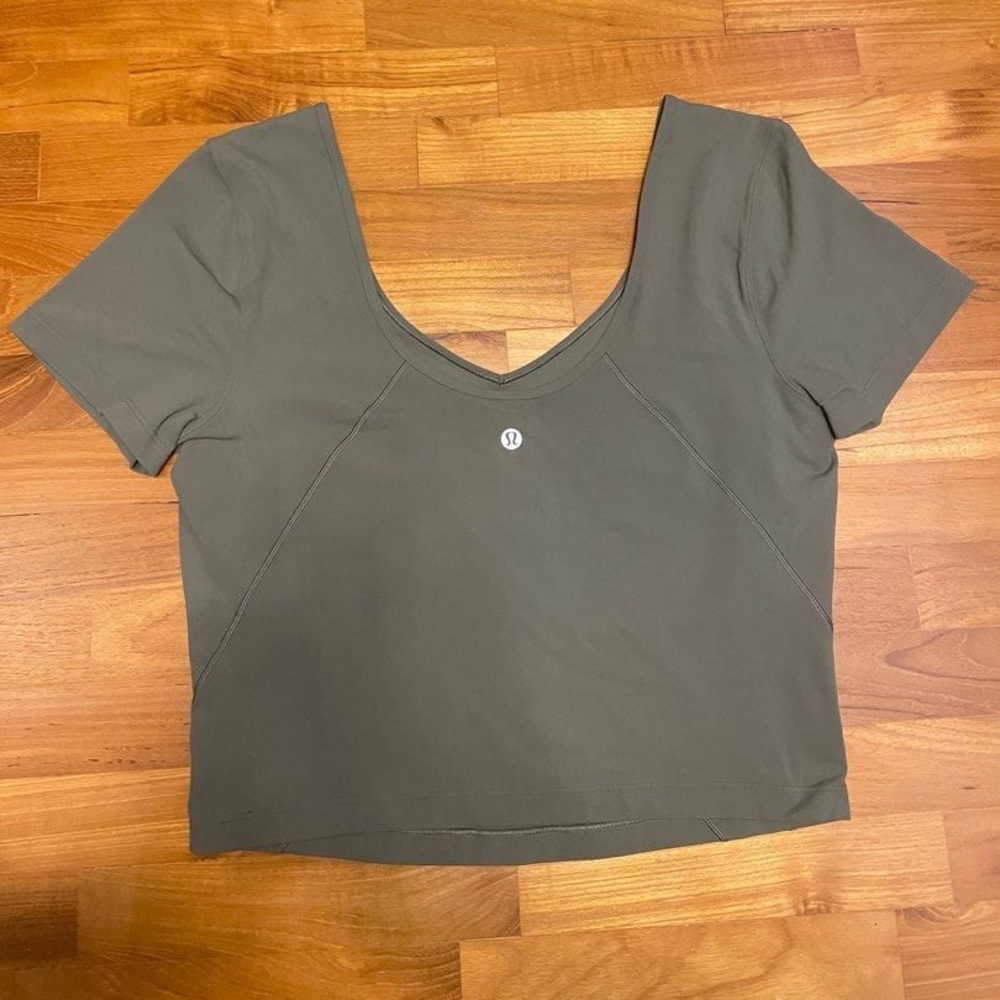Lululemon align shirt size 12 excellent condition